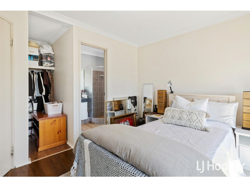 28 Evesham Drive, Ellenbrook WA 6069