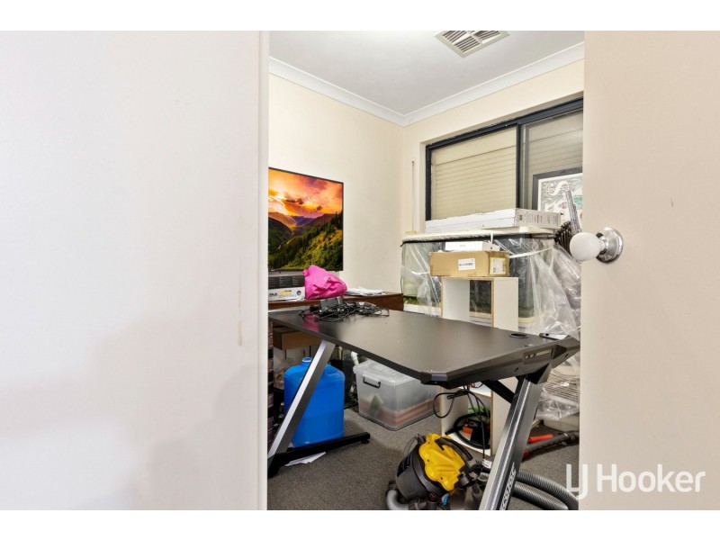 28 Evesham Drive, Ellenbrook WA 6069