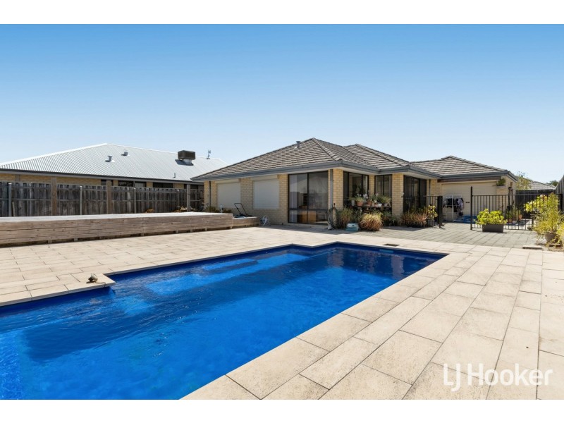 28 Evesham Drive, Ellenbrook WA 6069