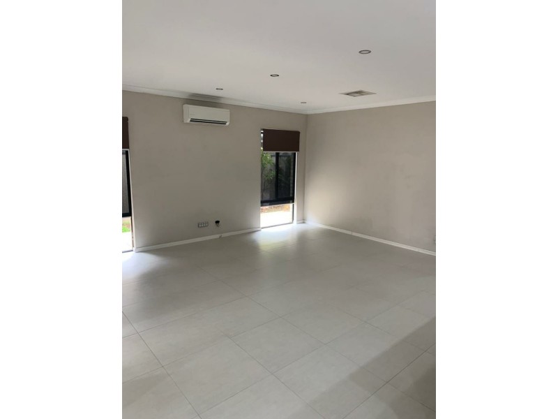 5 Cardacut Way, Southern River WA 6110