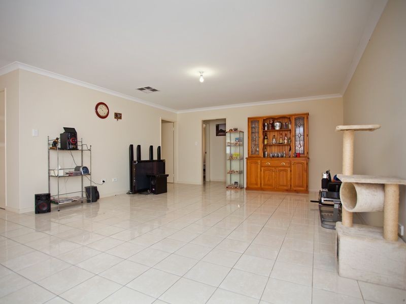 39 Mona Vale Loop, Ellenbrook WA 6069