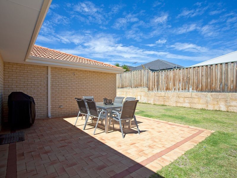 39 Mona Vale Loop, Ellenbrook WA 6069