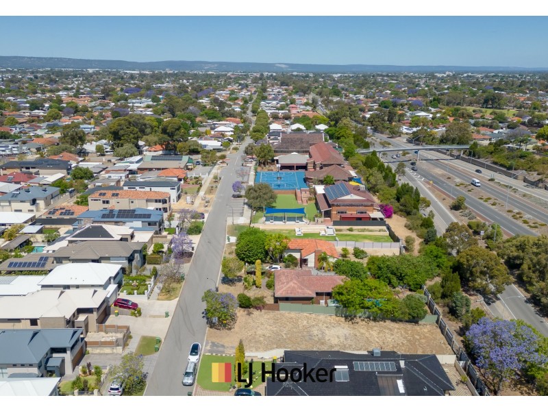 14 Gladstone Road, Rivervale WA 6103