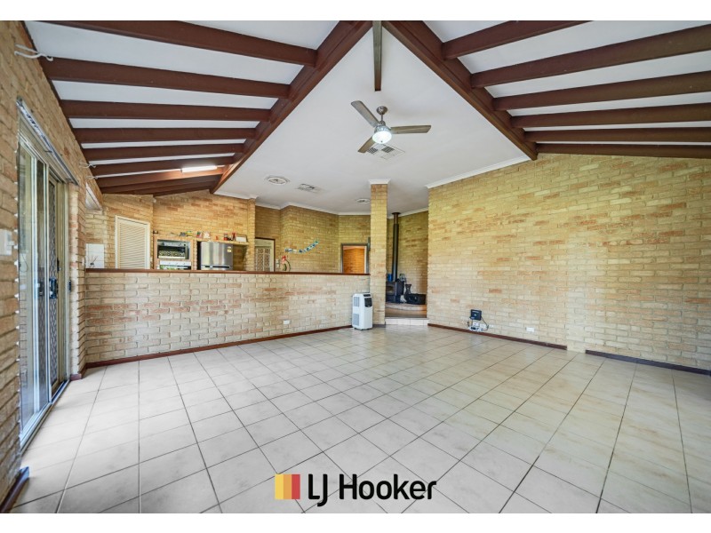 5 Lawson Road, Henley Brook WA 6055