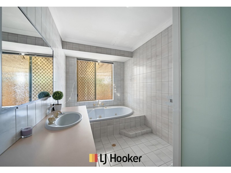 5 Lawson Road, Henley Brook WA 6055