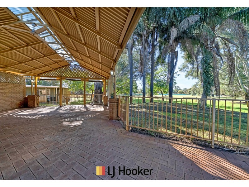 5 Lawson Road, Henley Brook WA 6055