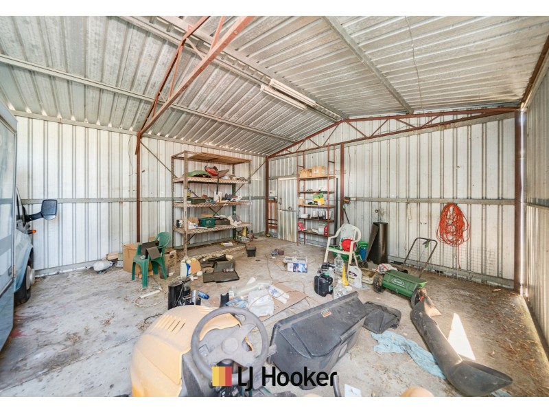 5 Lawson Road, Henley Brook WA 6055