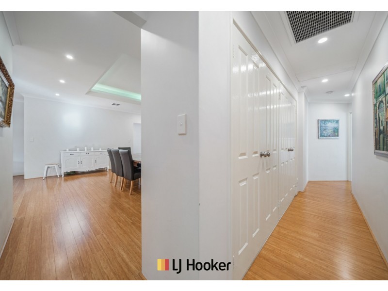 11 Petworth Drive, The Vines WA 6069