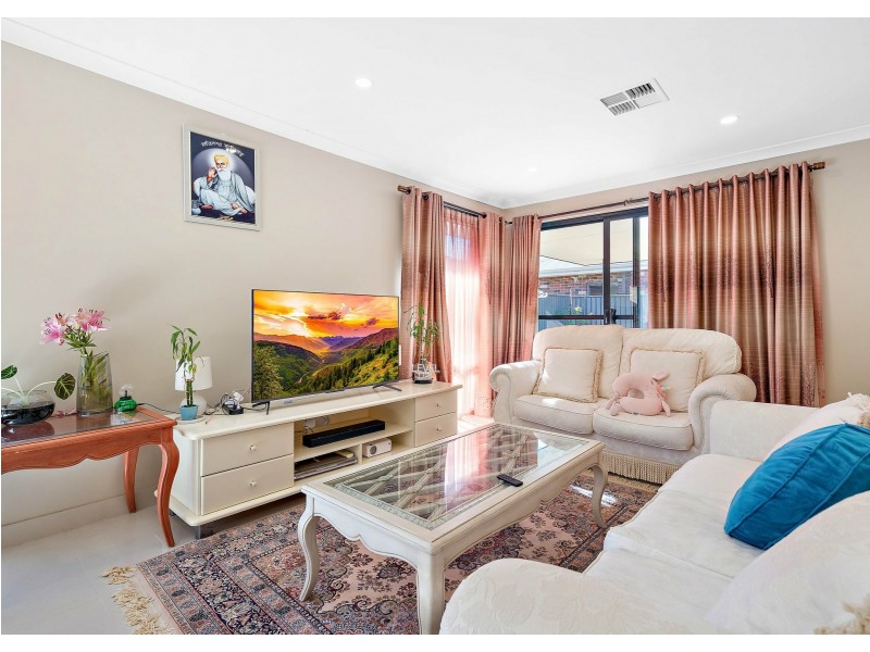 19 Evandale Way, Harrisdale WA 6112