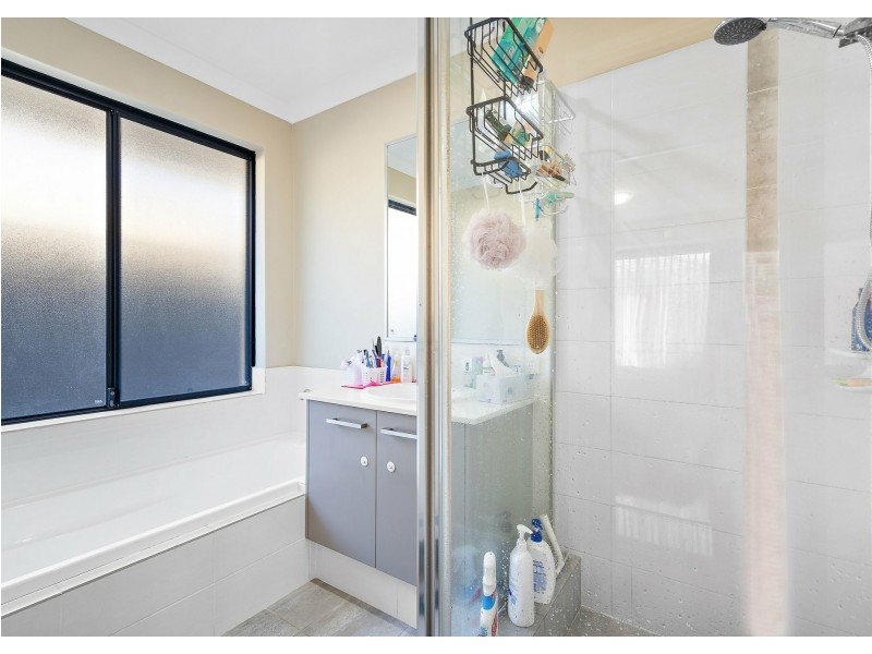 19 Evandale Way, Harrisdale WA 6112