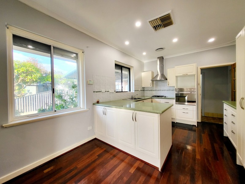 17 Hardaker Street, Eden Hill WA 6054