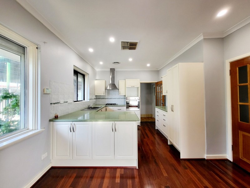 17 Hardaker Street, Eden Hill WA 6054