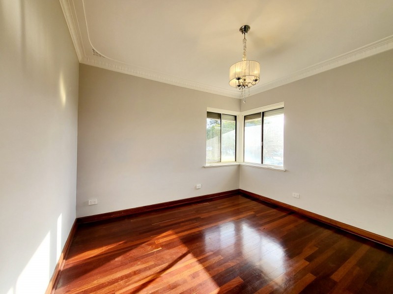 17 Hardaker Street, Eden Hill WA 6054