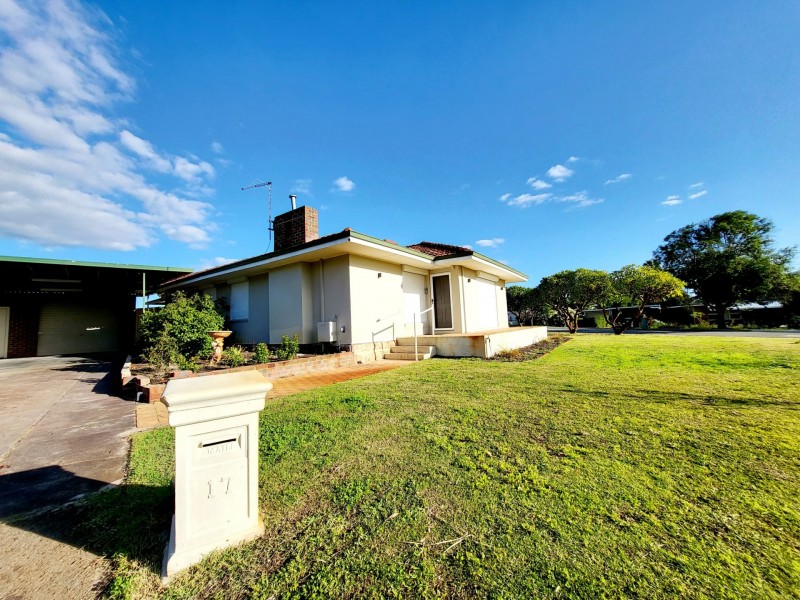 17 Hardaker Street, Eden Hill WA 6054