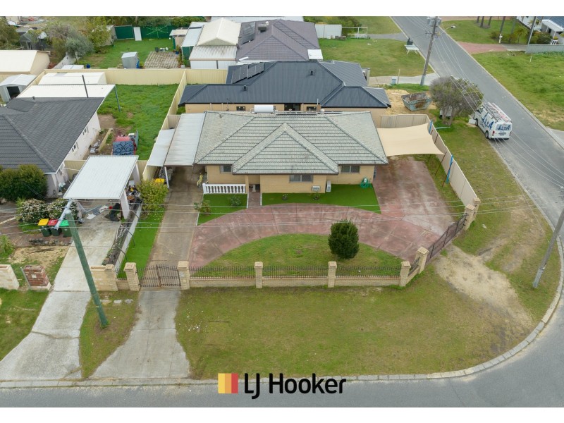 34 Curtis Way, Girrawheen WA 6064