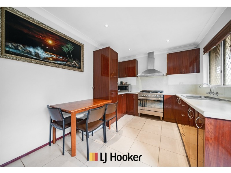 34 Curtis Way, Girrawheen WA 6064