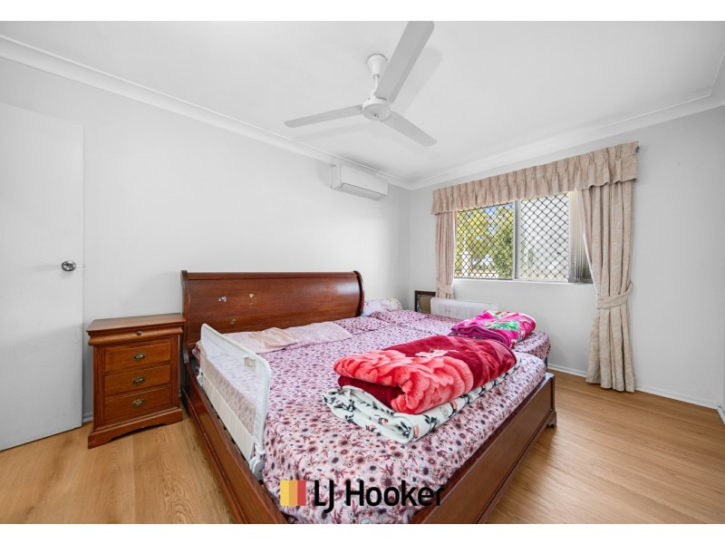 34 Curtis Way, Girrawheen WA 6064