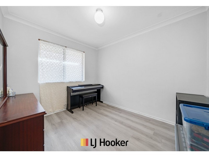 34 Curtis Way, Girrawheen WA 6064