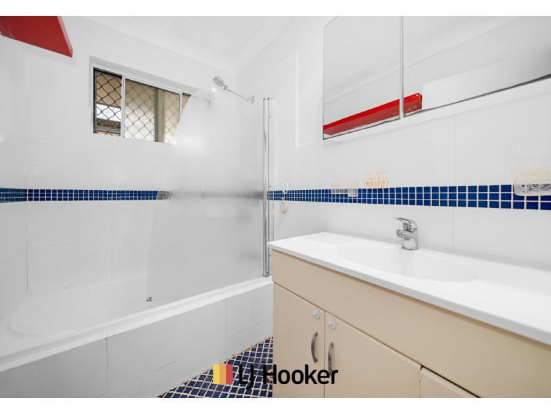 34 Curtis Way, Girrawheen WA 6064