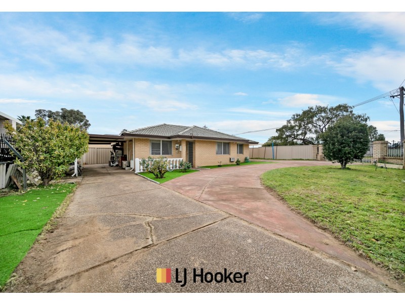 34 Curtis Way, Girrawheen WA 6064