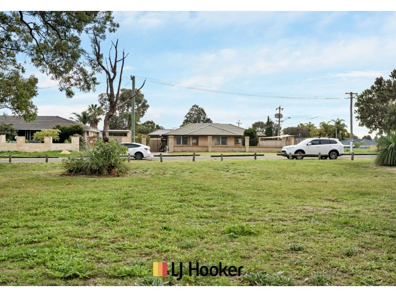 34 Curtis Way, Girrawheen WA 6064
