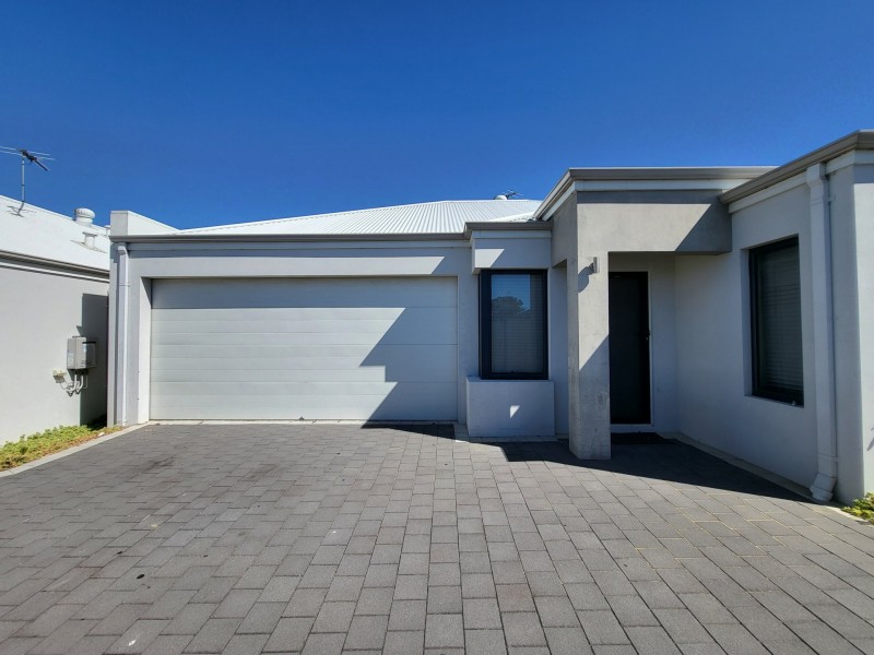 25B Newhaven Way, Nollamara WA 6061