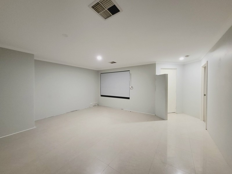 12 Driver Road, Darch WA 6065