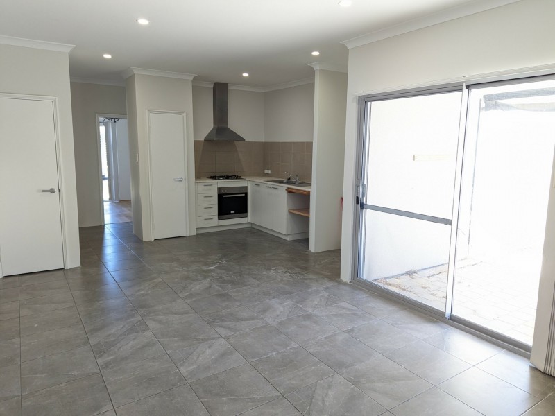 46 Prince St, Queens Park WA 6107