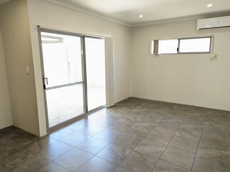 46 Prince St, Queens Park WA 6107