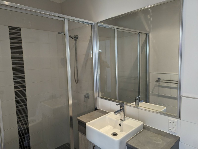 19C Findon Cr, Westminster WA 6061