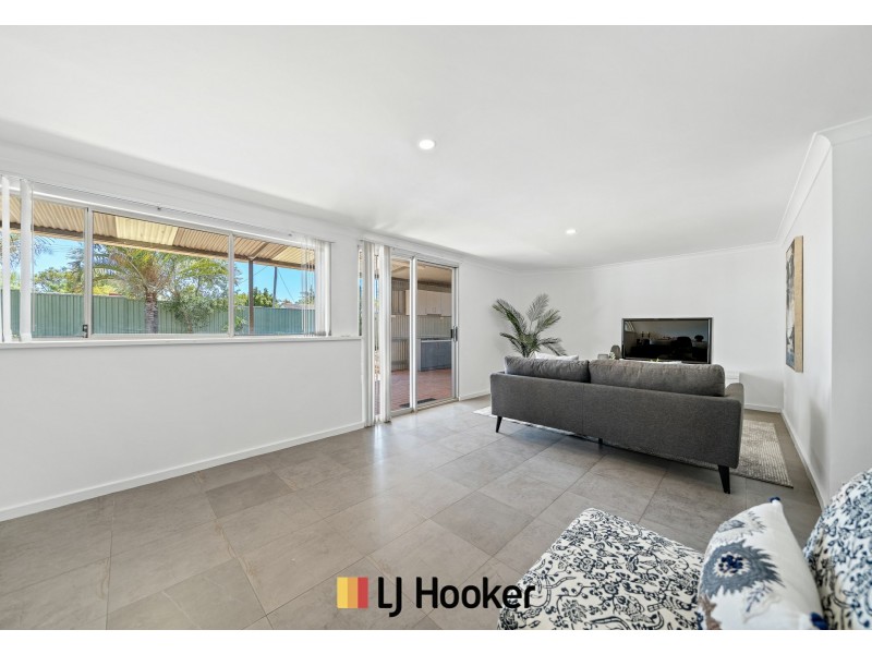 41 Allinson Drive, Girrawheen WA 6064