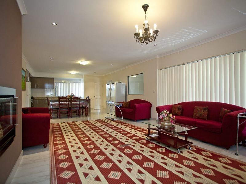 26 Saddler Circle, Mirrabooka WA 6061