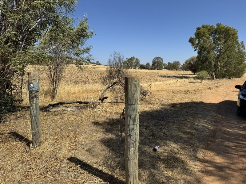 30 Simmons Road, Beverley WA 6304