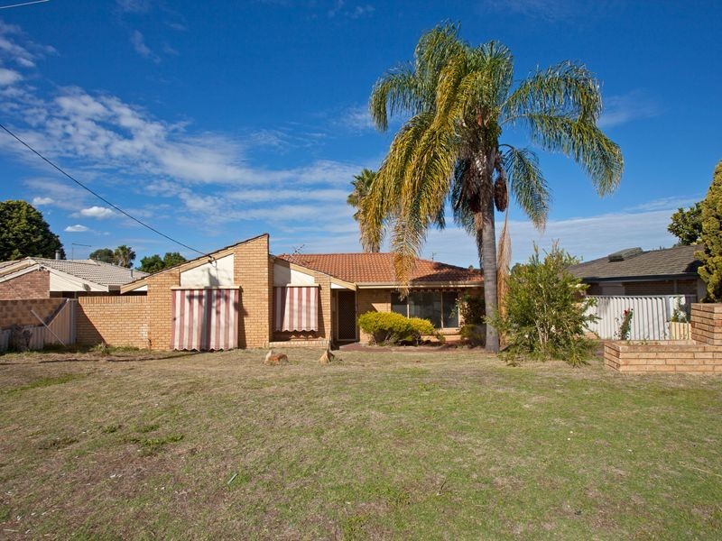 18 Dampier Loop, Mirrabooka WA 6061