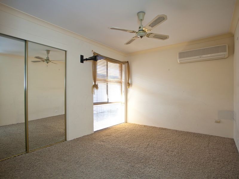 18 Dampier Loop, Mirrabooka WA 6061