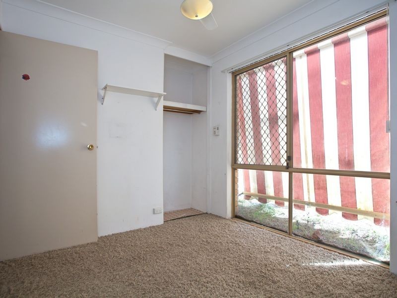 18 Dampier Loop, Mirrabooka WA 6061