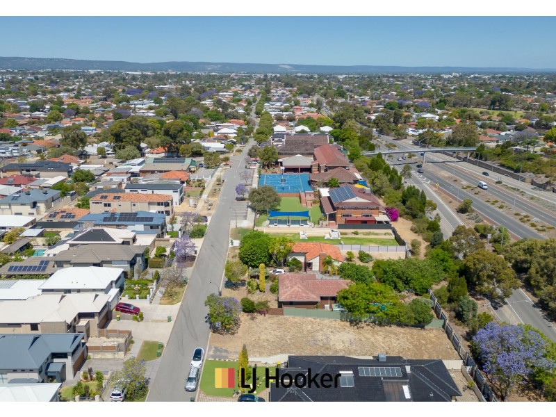 14 Gladstone Road, Rivervale WA 6103