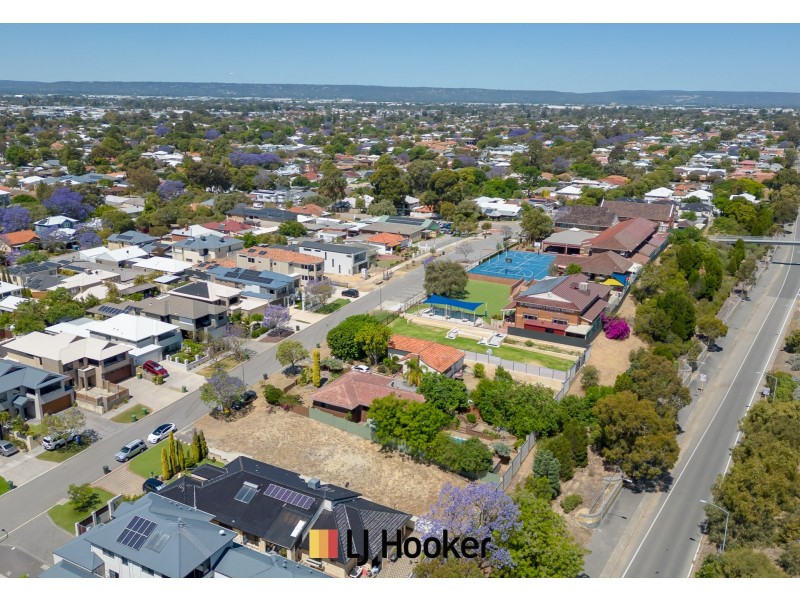 14 Gladstone Road, Rivervale WA 6103