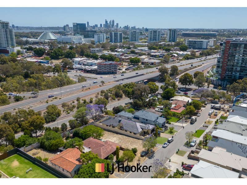 14 Gladstone Road, Rivervale WA 6103