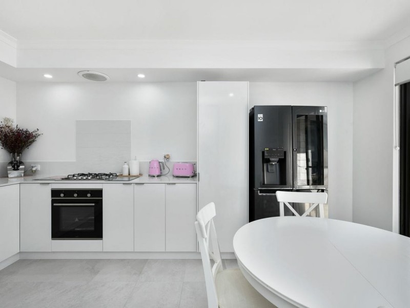 14B Allinson Dr, Girrawheen WA 6064