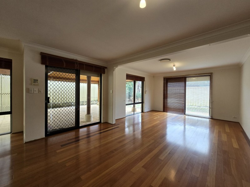 12 Tarner Crt, Balga WA 6061