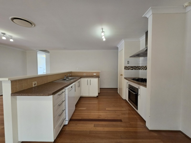 12 Tarner Crt, Balga WA 6061