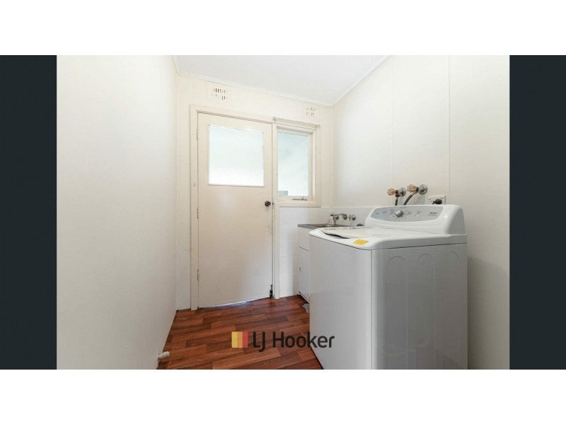 29 Montrose Avenue, Girrawheen WA 6064