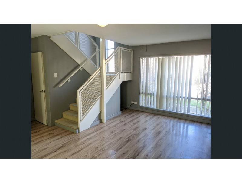 6/69 Tendring Way, Girrawheen WA 6064