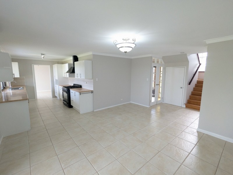 39 Windlass Ave, Ocean Reef WA 6027