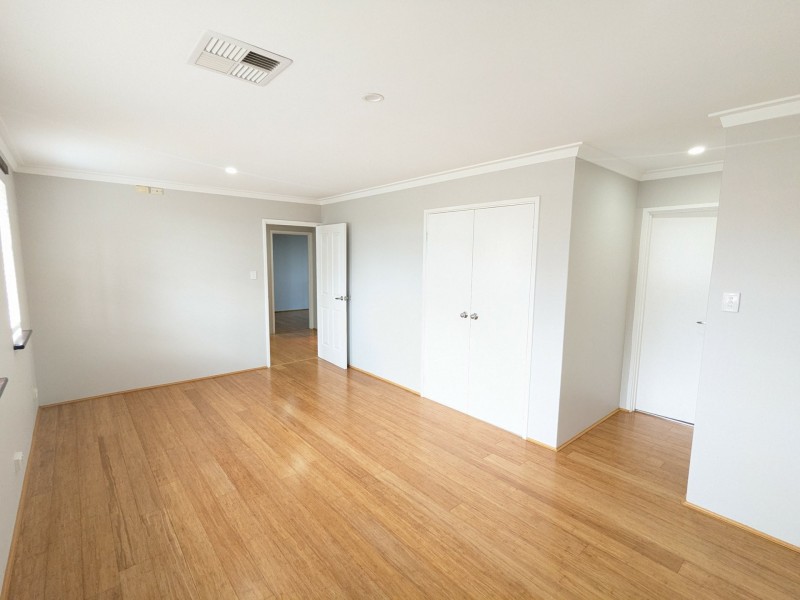 39 Windlass Ave, Ocean Reef WA 6027