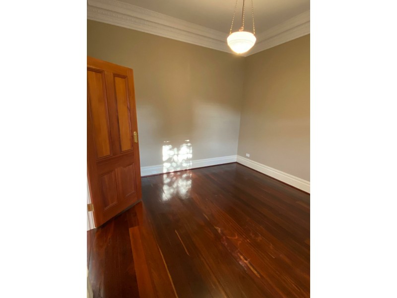 26 Frederic St, Midland WA 6056