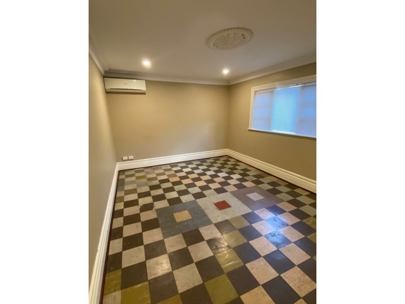 26 Frederic St, Midland WA 6056