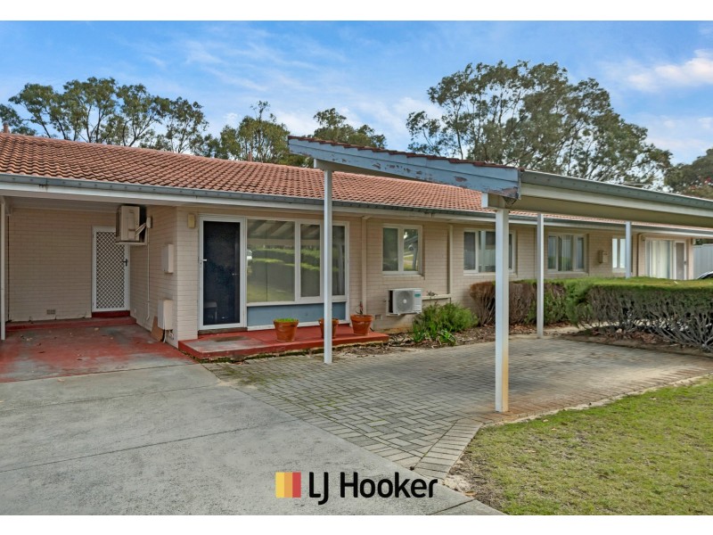 44 Stebbing Way, Girrawheen WA 6064