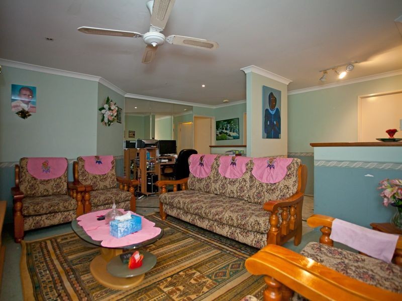 15 Adria Road, Alexander Heights WA 6064